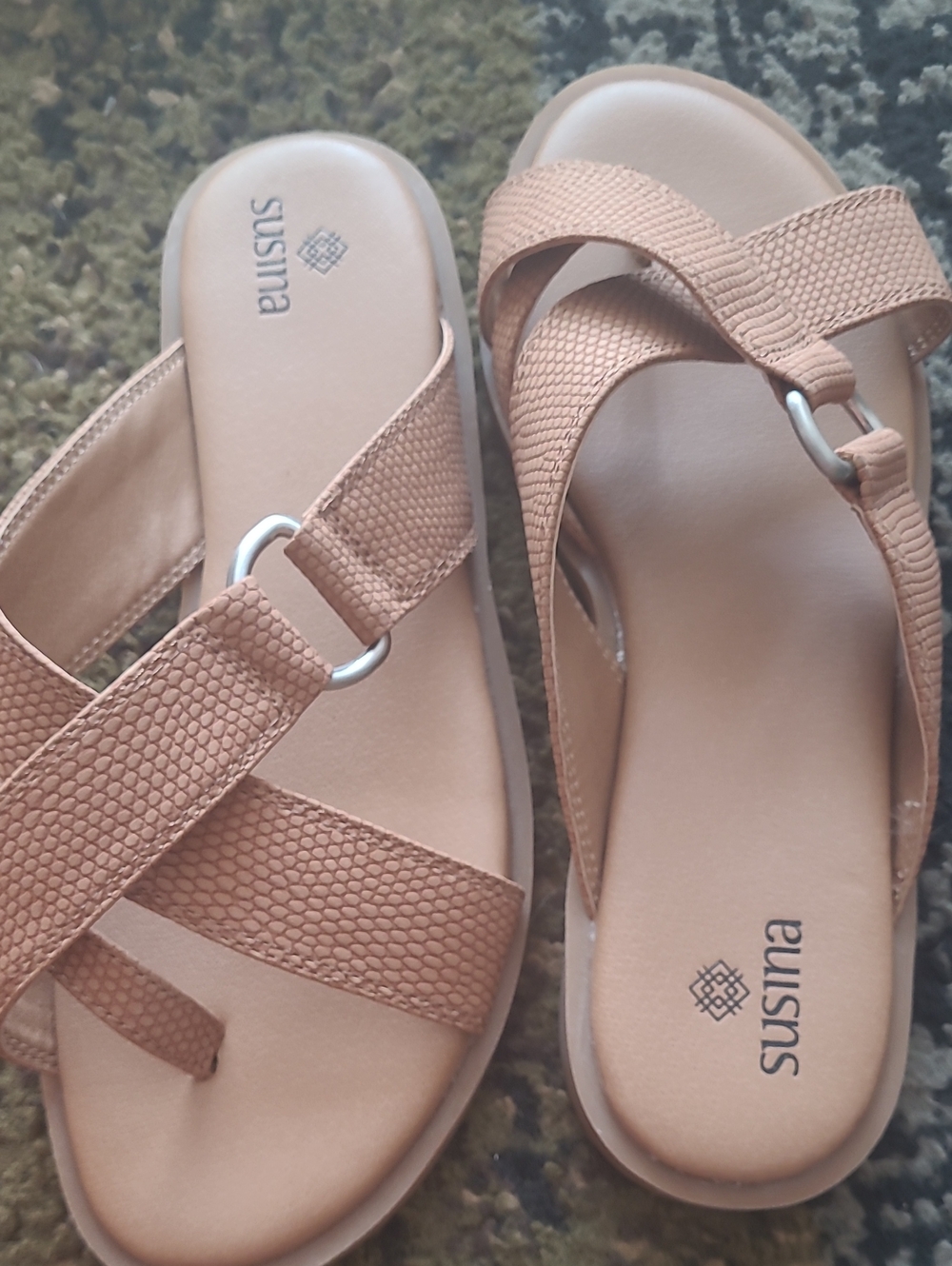 Susina Women's Beige-Tan Crisscross Slide Sandals